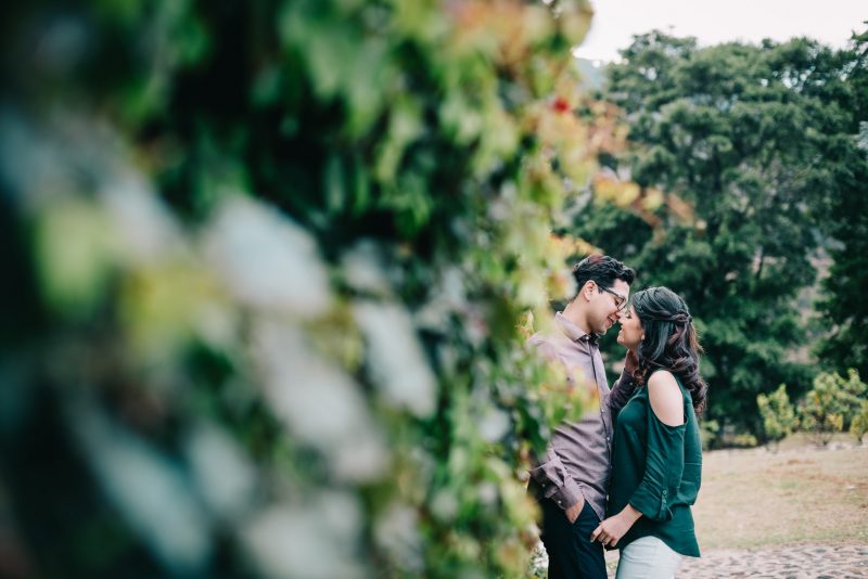 Preboda-Alejandro_Marielos-Jardines_de_Provenza-Antigua_Guatemala-bodas-juan-salazar-fotografo-Guatemala
