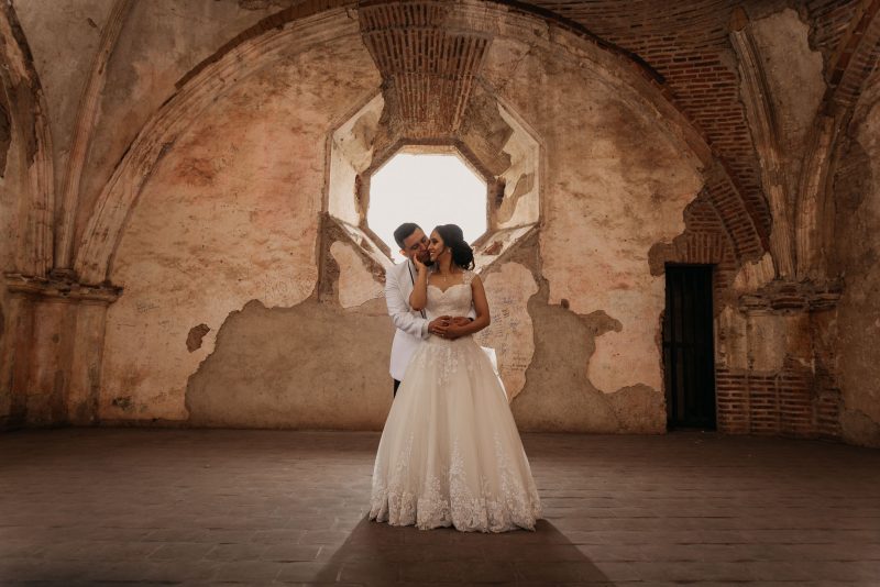Sesion-Wedding-Maynor_Jessica-Convento_Santa_Clara-Antigua_Guatemala-bodas-juan-salazar-fotografo-Guatemala