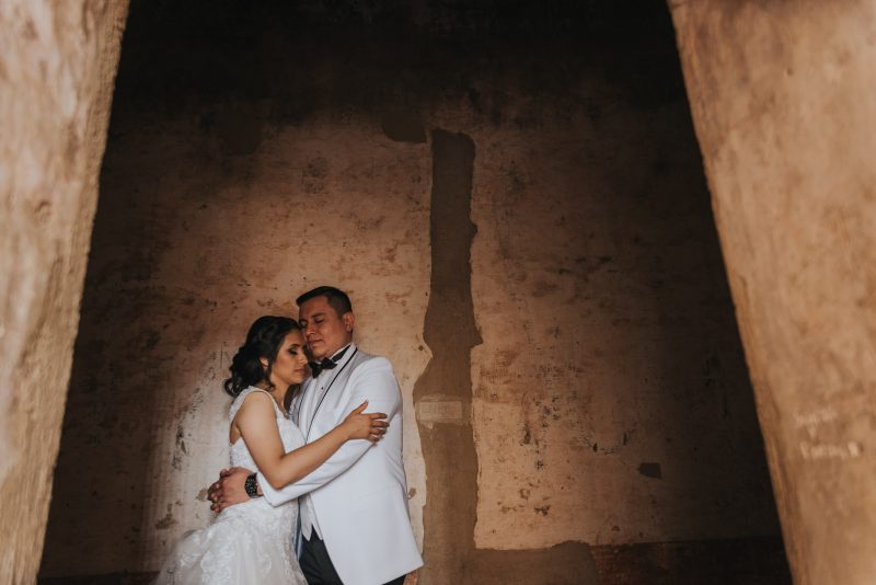 Sesion-Wedding-Maynor_Jessica-Convento_Santa_Clara-Antigua_Guatemala-bodas-juan-salazar-fotografo-Guatemala