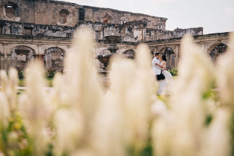 Sesion-Wedding-Maynor_Jessica-Convento_Santa_Clara-Antigua_Guatemala-bodas-juan-salazar-fotografo-Guatemala