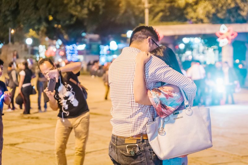 Pedida_de_mano-Engagement-Compromiso-Bodas_Juan_Salazar-Fotografo_de_bodas-Guatemala-Navidad-Arbol-Obelisco-Ciudad