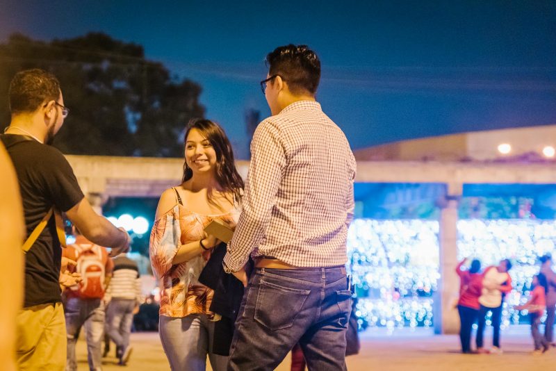 Pedida_de_mano-Engagement-Compromiso-Bodas_Juan_Salazar-Fotografo_de_bodas-Guatemala-Navidad-Arbol-Obelisco-Ciudad