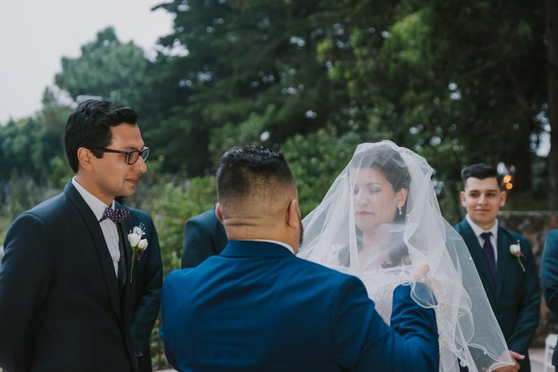 Boda-Alejandro_Marielos-Guatemala-Bodas_Juan_Salazar-juansalazarphoto-Jardin_El_Cerro-Fraijanes