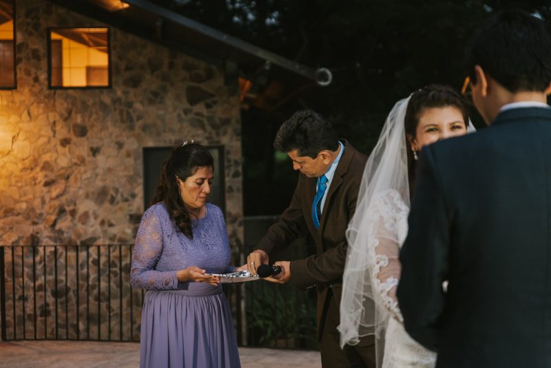 Boda-Alejandro_Marielos-Guatemala-Bodas_Juan_Salazar-juansalazarphoto-Jardin_El_Cerro-Fraijanes