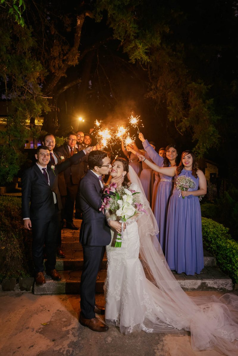Boda-Alejandro_Marielos-Guatemala-Bodas_Juan_Salazar-juansalazarphoto-Jardin_El_Cerro-Fraijanes