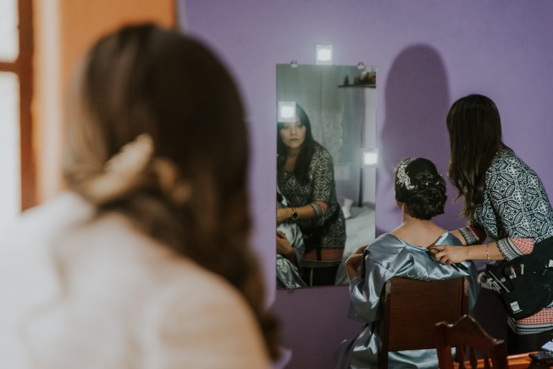 Boda-religiosa-Julio_y_Marella-bodas_Juan_Salazar-wedding-pareja-compromiso-wedding_day-boda-Guatemala-restaurante_el_adobe