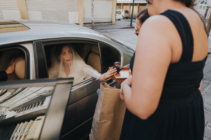 Boda-religiosa-Julio_y_Marella-bodas_Juan_Salazar-wedding-pareja-compromiso-wedding_day-boda-Guatemala-restaurante_el_adobe