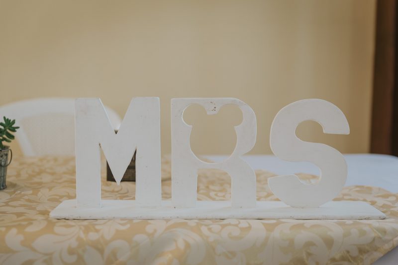 civil-Julio_y_Marella-bodas_Juan_Salazar-wedding-pareja-compromiso-wedding_day-boda