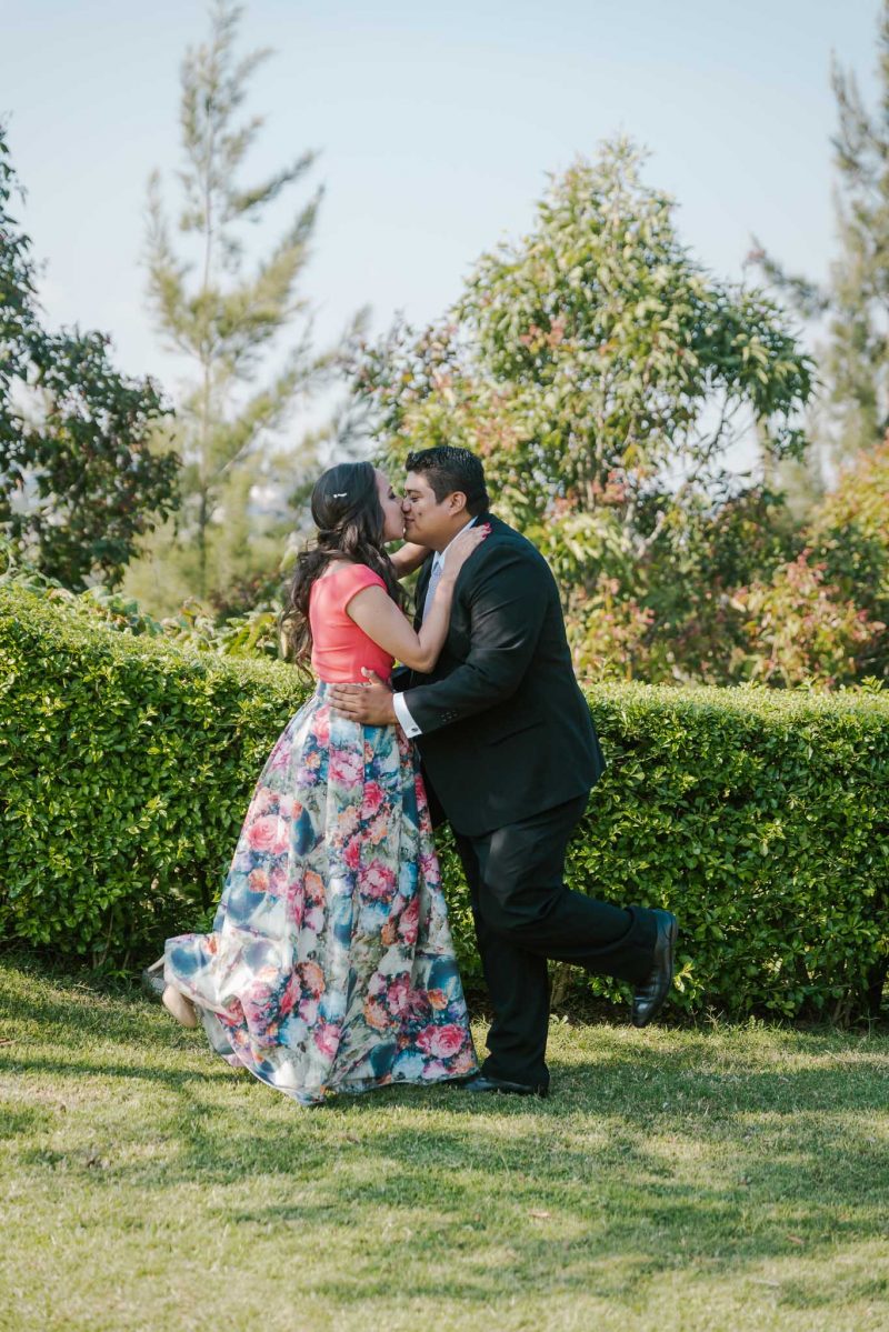 civil-Julio_y_Marella-bodas_Juan_Salazar-wedding-pareja-compromiso-wedding_day-boda
