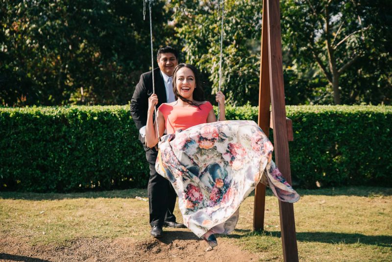 civil-Julio_y_Marella-bodas_Juan_Salazar-wedding-pareja-compromiso-wedding_day-boda