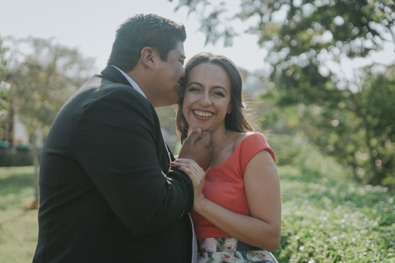 civil-Julio_y_Marella-bodas_Juan_Salazar-wedding-pareja-compromiso-wedding_day-boda