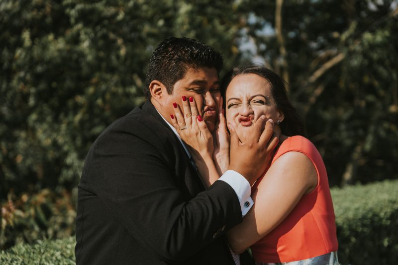 civil-Julio_y_Marella-bodas_Juan_Salazar-wedding-pareja-compromiso-wedding_day-boda