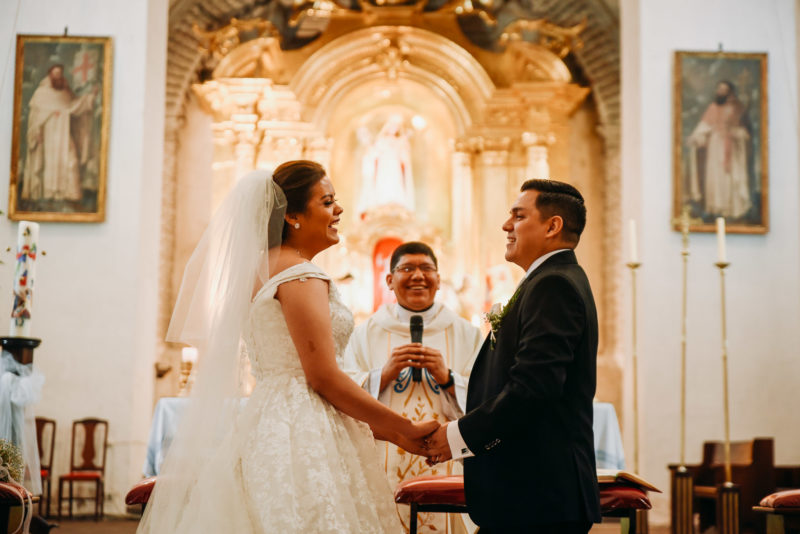 Boda-Mike_y_Yati-Antigua_Guatemala-La_Merced-Bodas_Juan_Salazar-fotografo-wedding-wedinguatemala-neocat