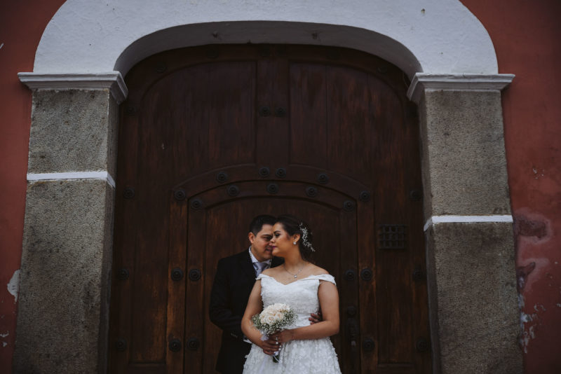 Boda-Mike_y_Yati-Antigua_Guatemala-La_Merced-Bodas_Juan_Salazar-fotografo-wedding-wedinguatemala-neocat