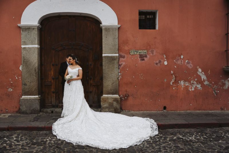 Boda-Mike_y_Yati-Antigua_Guatemala-La_Merced-Bodas_Juan_Salazar-fotografo-wedding-wedinguatemala-neocat