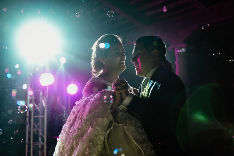 Boda-Mike_y_Yati-Antigua_Guatemala-La_Merced-Bodas_Juan_Salazar-fotografo-wedding-wedinguatemala-neocat