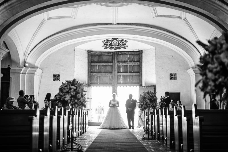 Boda-Mike_y_Yati-Antigua_Guatemala-La_Merced-Bodas_Juan_Salazar-fotografo-wedding-wedinguatemala-neocat