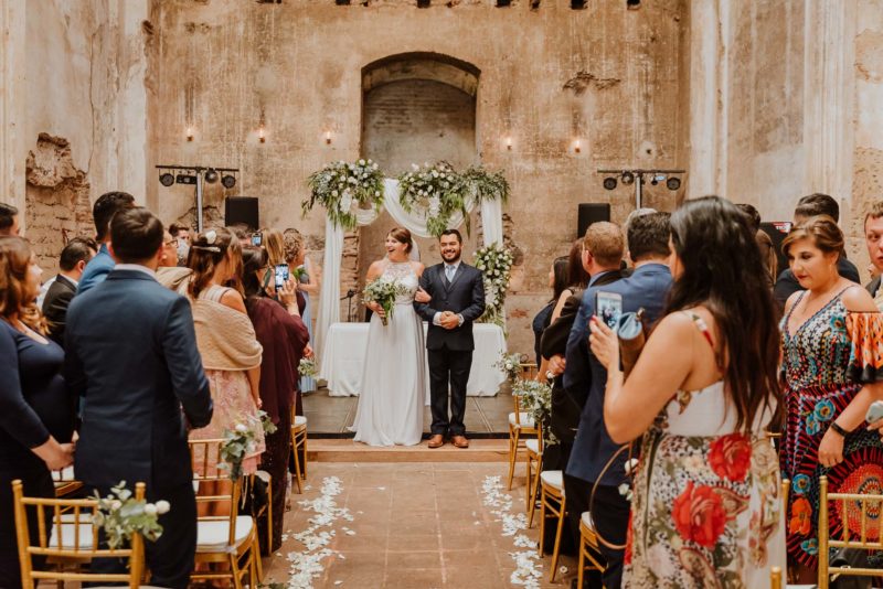 Oscar_y_Jessie-Wedding-Antigua_Guatemala-Bodas_Juan_Salazar-San_Jose_el_viejo-Porta_Hotel-Guatemala-Destination_wedding
