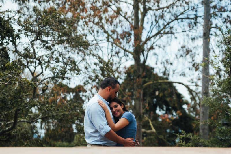 Alejandro_Y_Mariana-Engaged-photos-Jardin_El_Cerro-Bodas_Juan_Salazar-Guatemala-prewedding-save_the_date