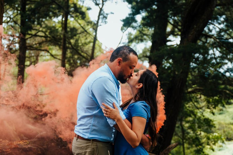Alejandro_Y_Mariana-Engaged-photos-Jardin_El_Cerro-Bodas_Juan_Salazar-Guatemala-prewedding-save_the_date