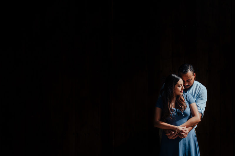 Alejandro_Y_Mariana-Engaged-photos-Jardin_El_Cerro-Bodas_Juan_Salazar-Guatemala-prewedding-save_the_date