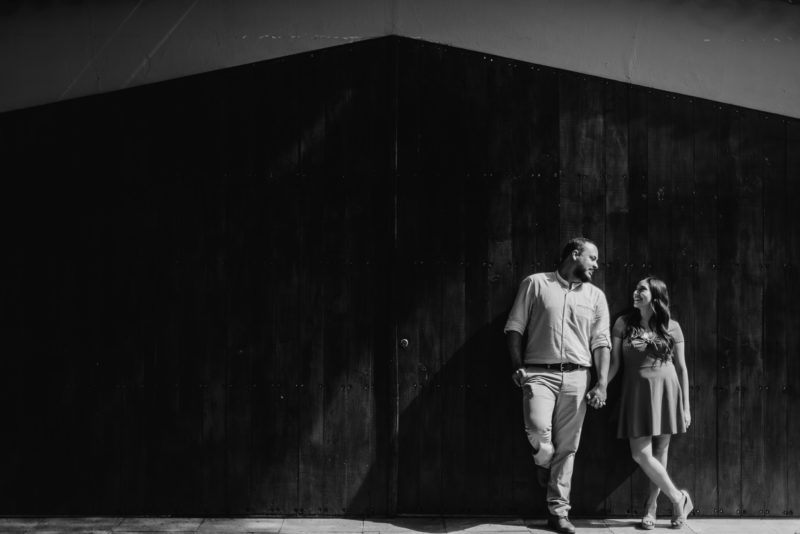 Alejandro_Y_Mariana-Engaged-photos-Jardin_El_Cerro-Bodas_Juan_Salazar-Guatemala-prewedding-save_the_date