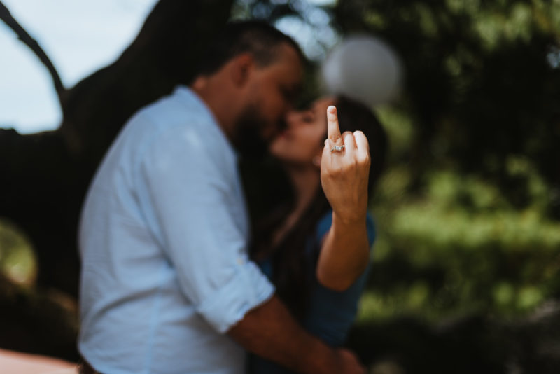 Alejandro_Y_Mariana-Engaged-photos-Jardin_El_Cerro-Bodas_Juan_Salazar-Guatemala-prewedding-save_the_date