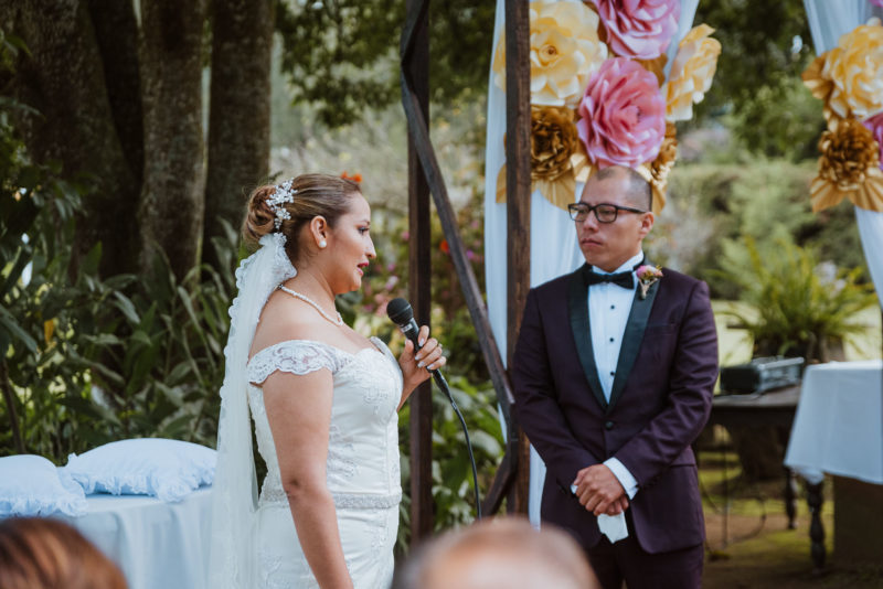 Boda-Marvin_Sheyra-elopement_wedding-family-Bodas_Juan_Salazar-Guatemala