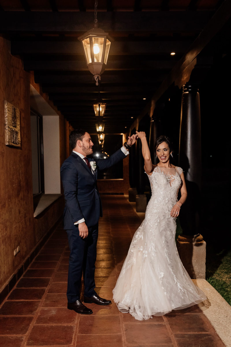 Vestido de novia, Boda en Guatemala, Fotografo Juan Salazar