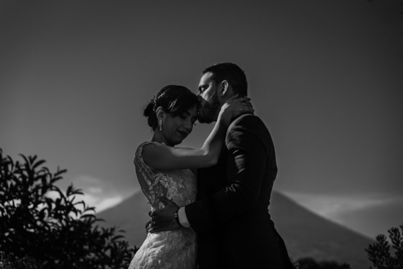 Fotografo de bodas Guatemala, Pareja en Antigua