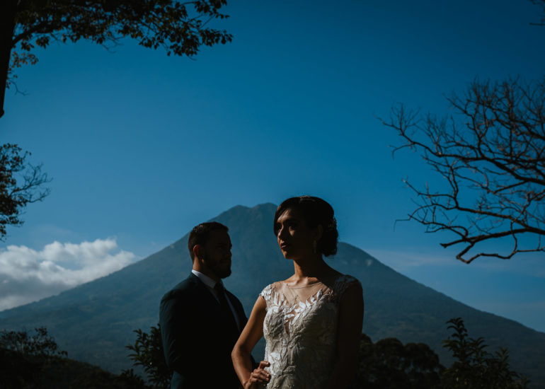 Fotografo de bodas Guatemala, Pareja en Antigua