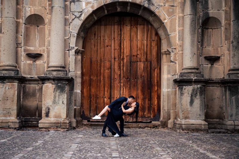 Pareja en Antigua Guatemala