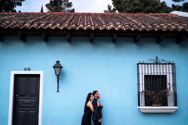 Pareja en Antigua Guatemala