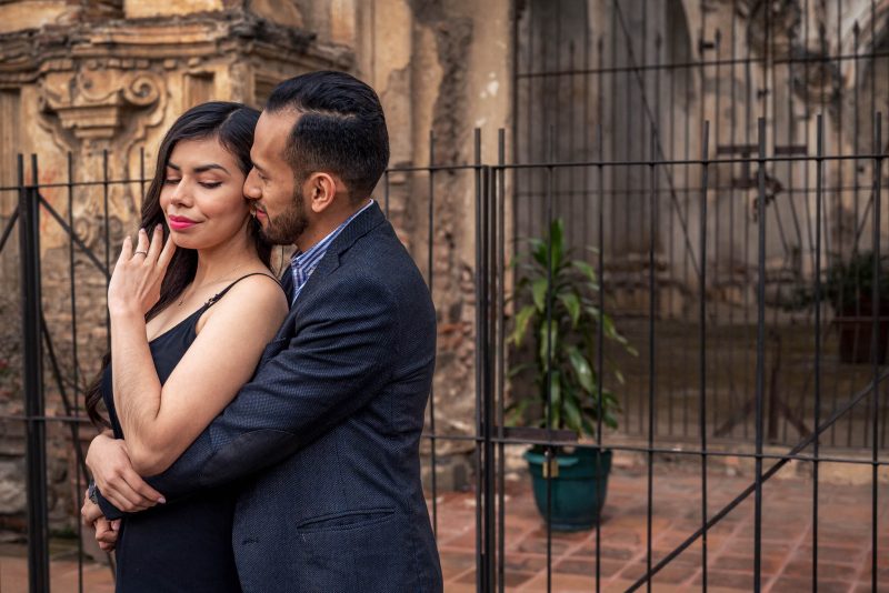 Pareja en Antigua Guatemala